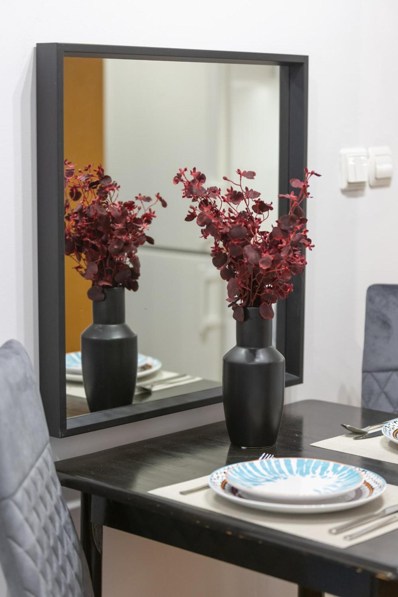 Bukowinska With Balcony And Parking And Swimming Pool By Renters Appartement